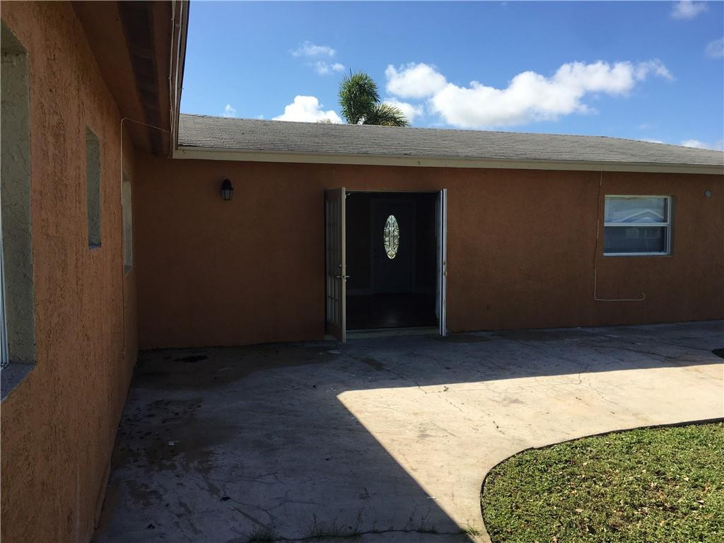490 West 34th Street Riviera Beach, FL 33404 - Photo 12 of 36 Photo 13