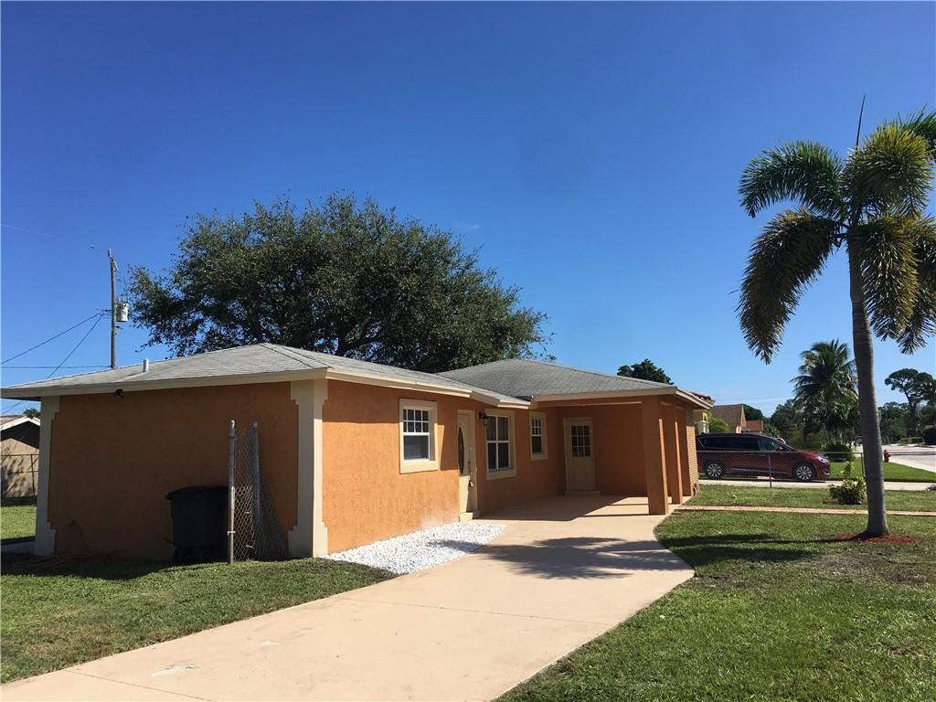 490 West 34th Street Riviera Beach, FL 33404 - Photo 4 of 36 Photo 4