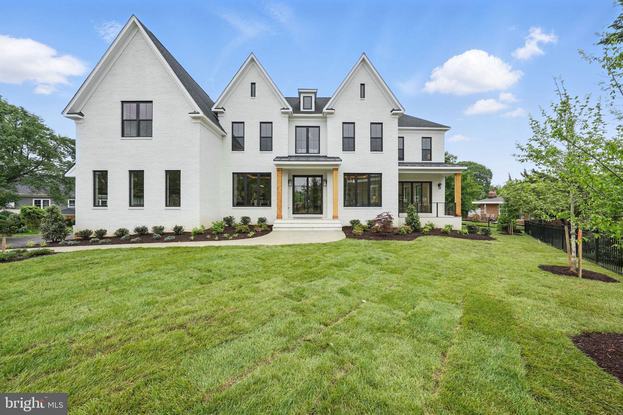 1617 Woodmoor Lane McLean, VA 22101 - Photo 2 of 71