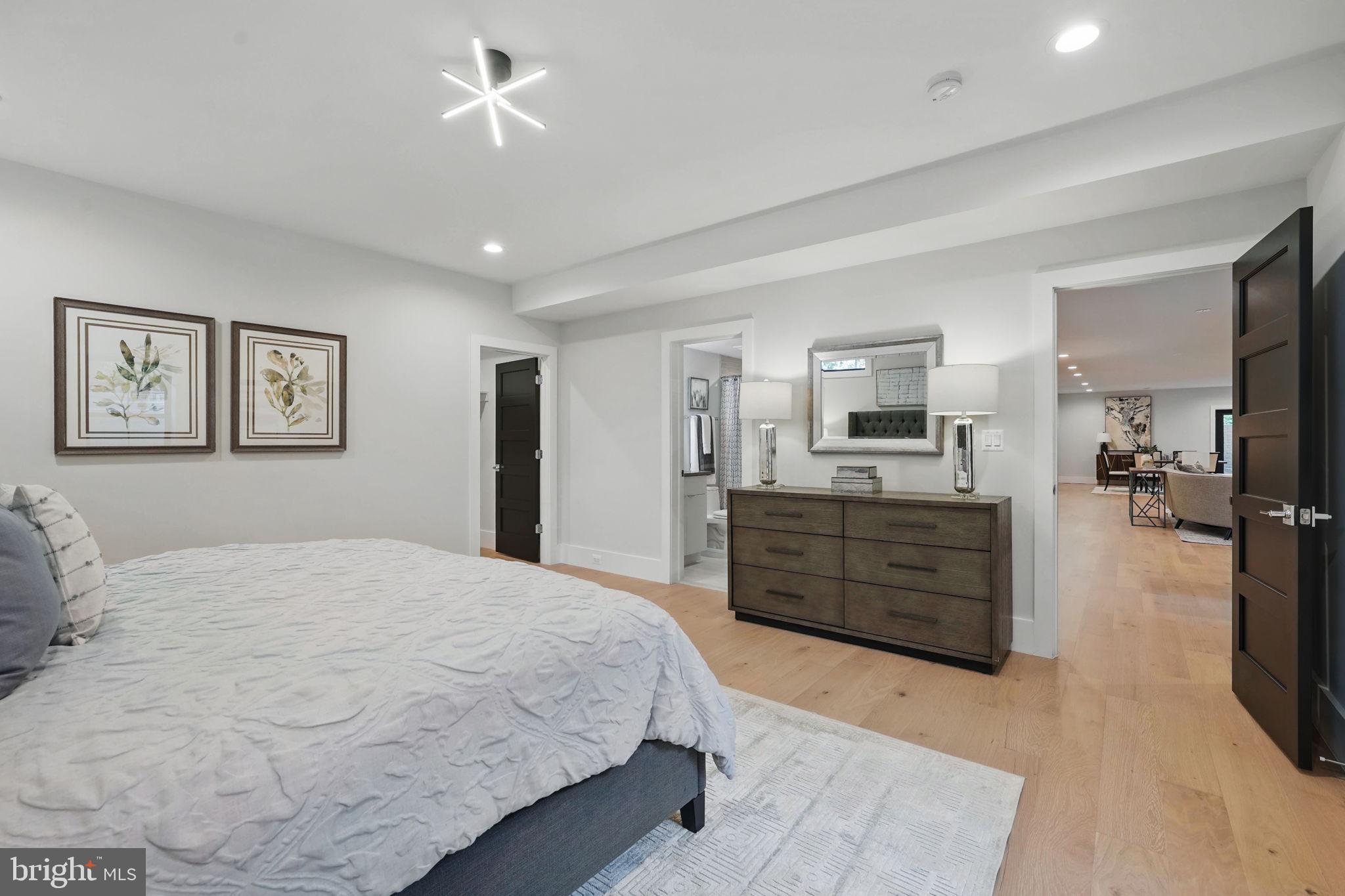 1617 Woodmoor Lane McLean, VA 22101 - Photo 42 of 71 Private Guest Quarters