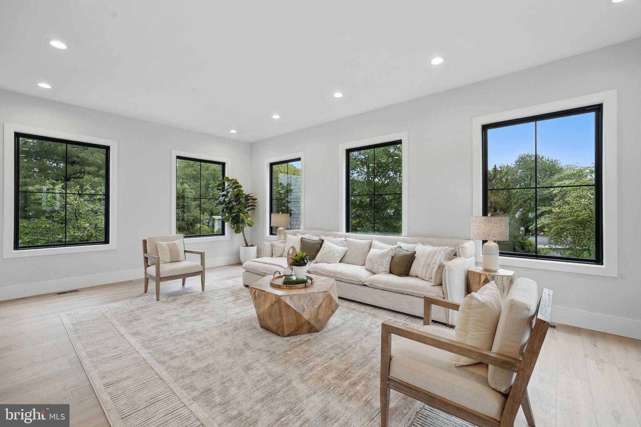 1617 Woodmoor Lane McLean, VA 22101 - Photo 44 of 71