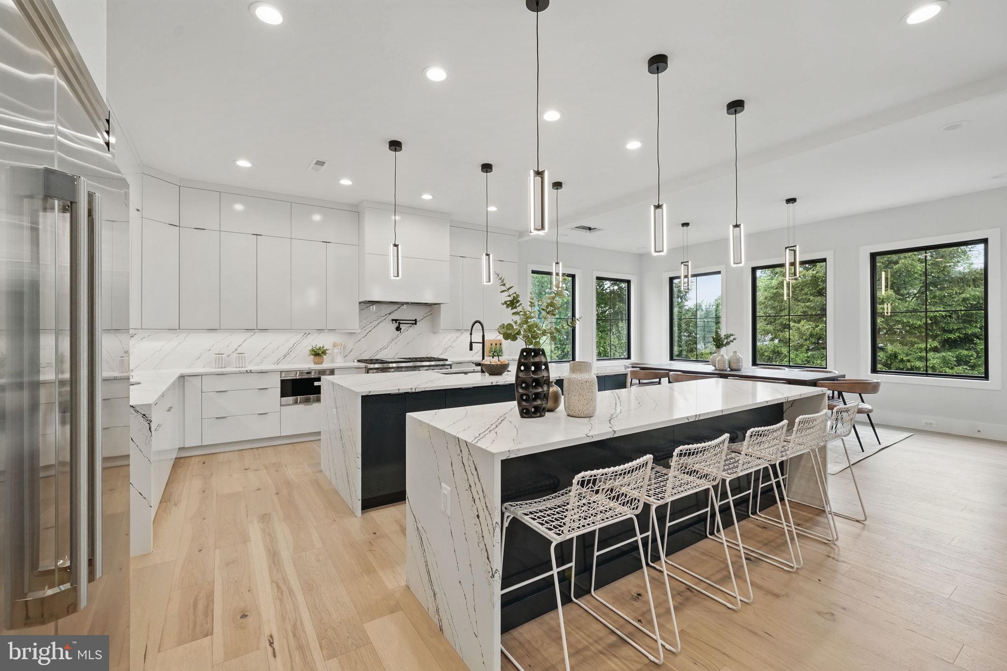 1617 Woodmoor Lane McLean, VA 22101 - Photo 8 of 71 Magazine-Worthy Kitchen Design