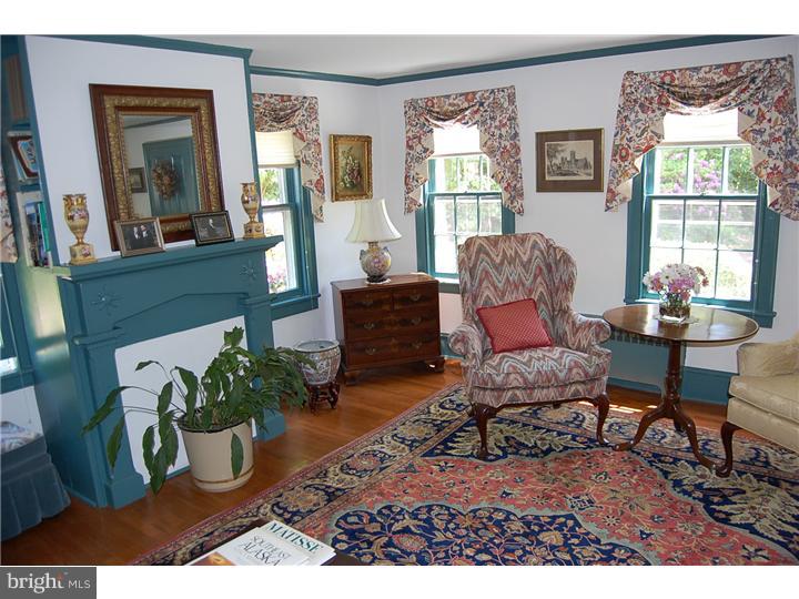 86 Linvale Road Ringoes, NJ 08551 - Photo 12 of 25 Living Room