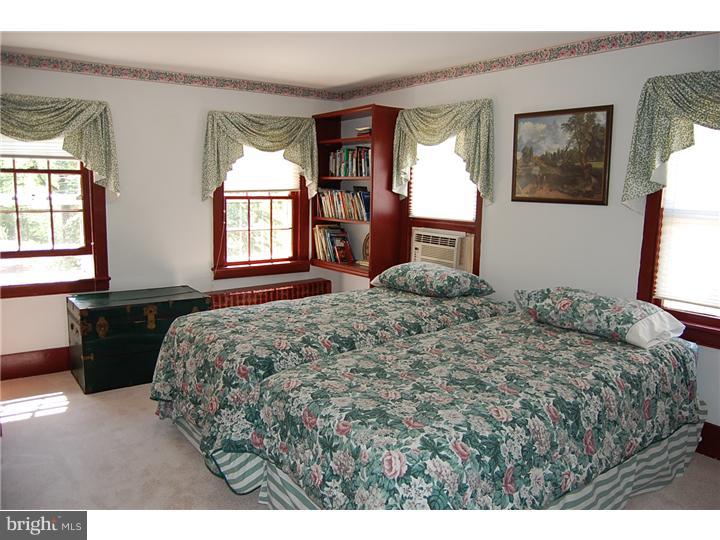 86 Linvale Road Ringoes, NJ 08551 - Photo 13 of 25 Bedroom 2