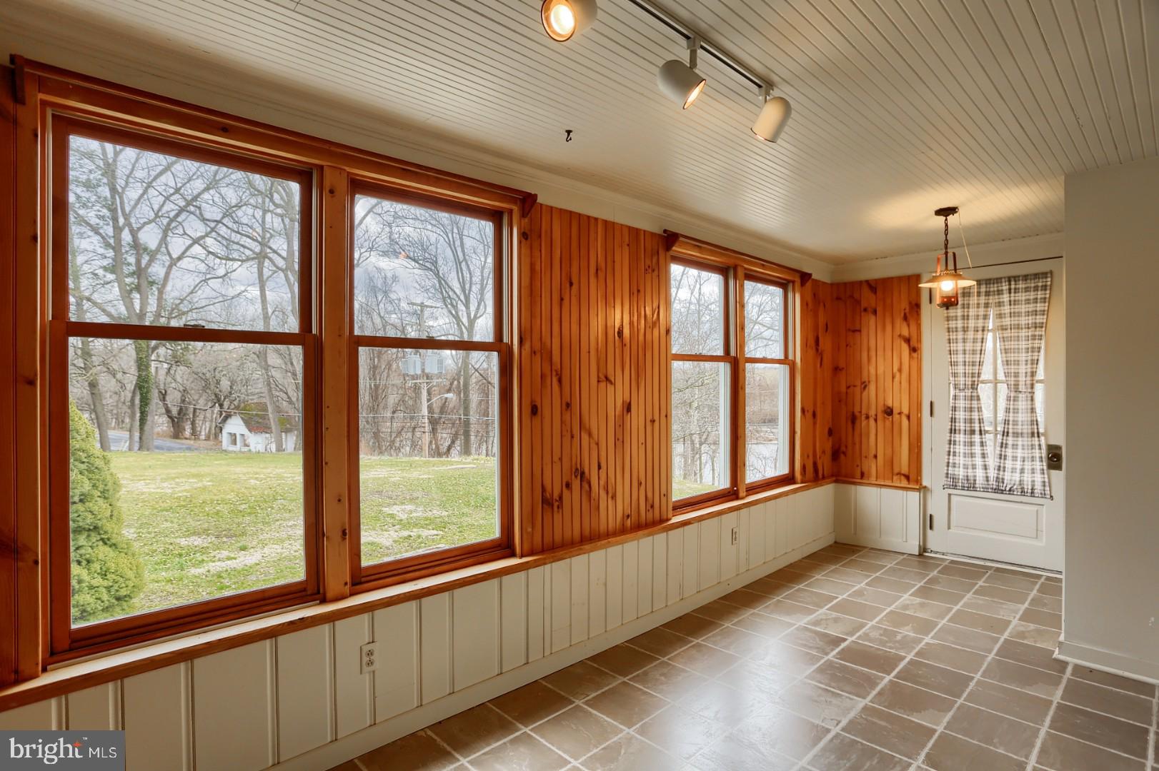 3801 River Road Reading, PA 19605 - Photo 16 of 79