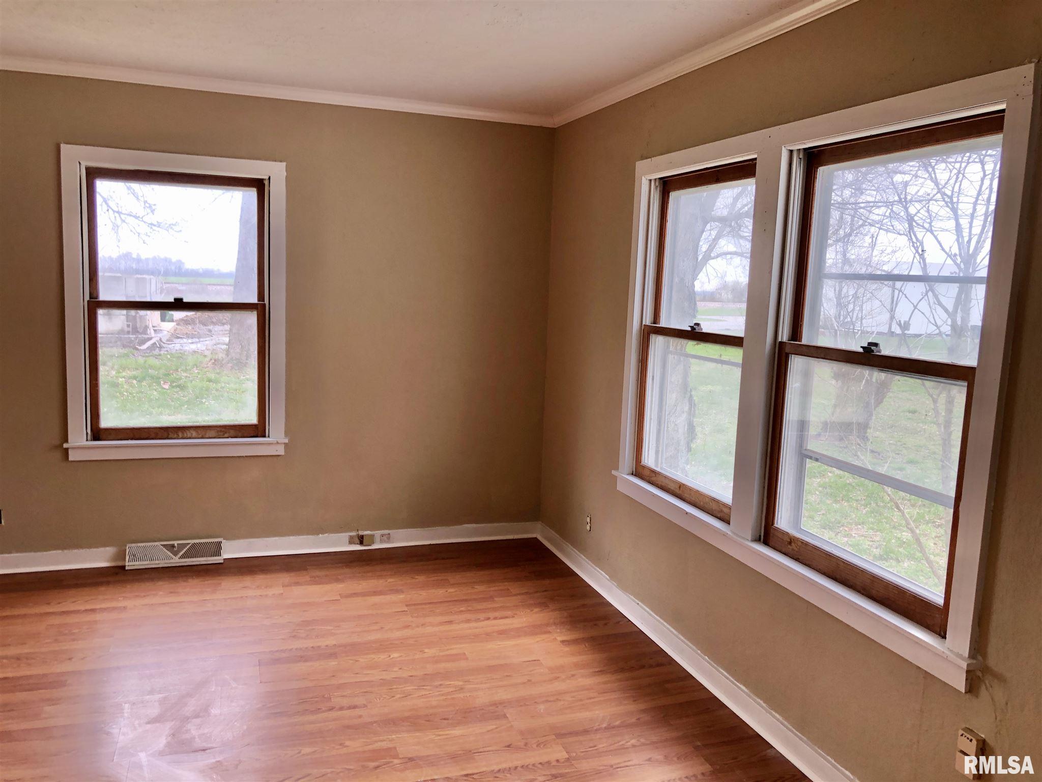 206 North Elm Street Ina, IL 62846 - Photo 7 of 27