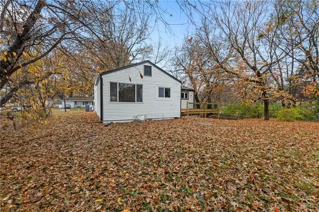 $387,500 | 10206 West 88th Terrace, Overland Park, KS 66212