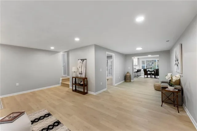 $387,500 | 10206 West 88th Terrace, Overland Park, KS 66212