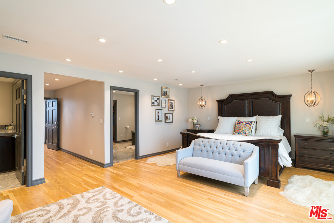 4811 Roma Court Marina del Rey, CA 90292 - Photo 15 of 26