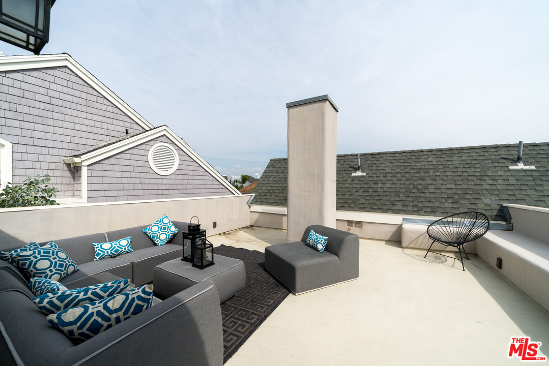 4811 Roma Court Marina del Rey, CA 90292 - Photo 24 of 26