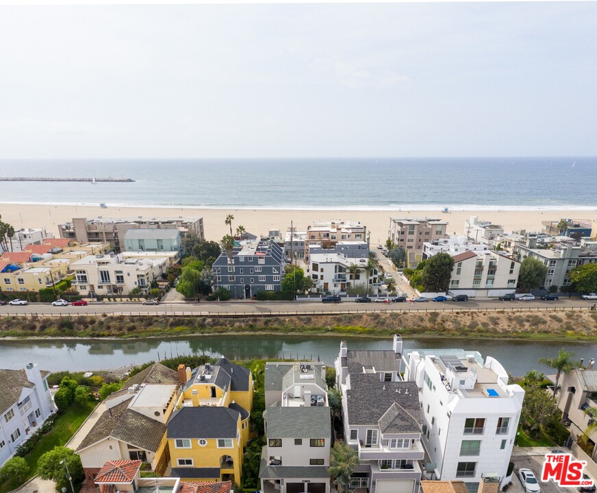 4811 Roma Court Marina del Rey, CA 90292 - Photo 25 of 26