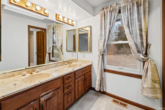 $440,000 | 100 Pineview Lane, Lafayette, IN 47905