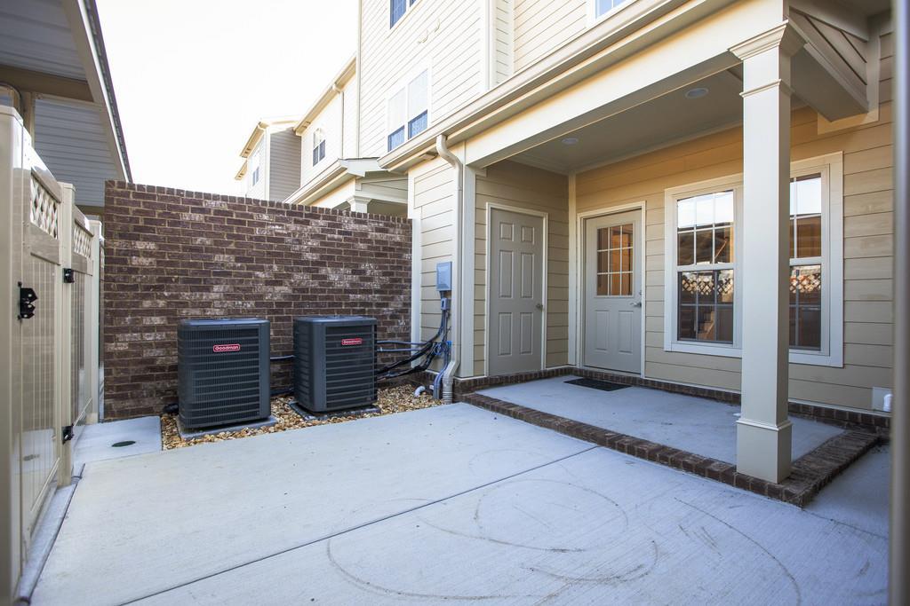4325 Glassgow Road Spring Hill, TN 37174 - Photo 26 of 28 a view of front door of house and car parked