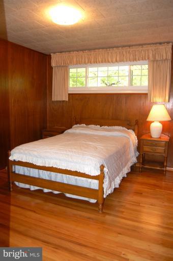 6205 Golden Ring Road Rosedale, MD 21237 - Photo 15 of 26 Bedroom (Master)