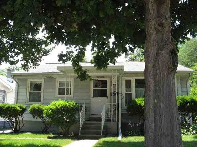 3905 North Prospect Road Peoria Heights, IL 61616 - Photo 1 of 5 Gallery Image 1