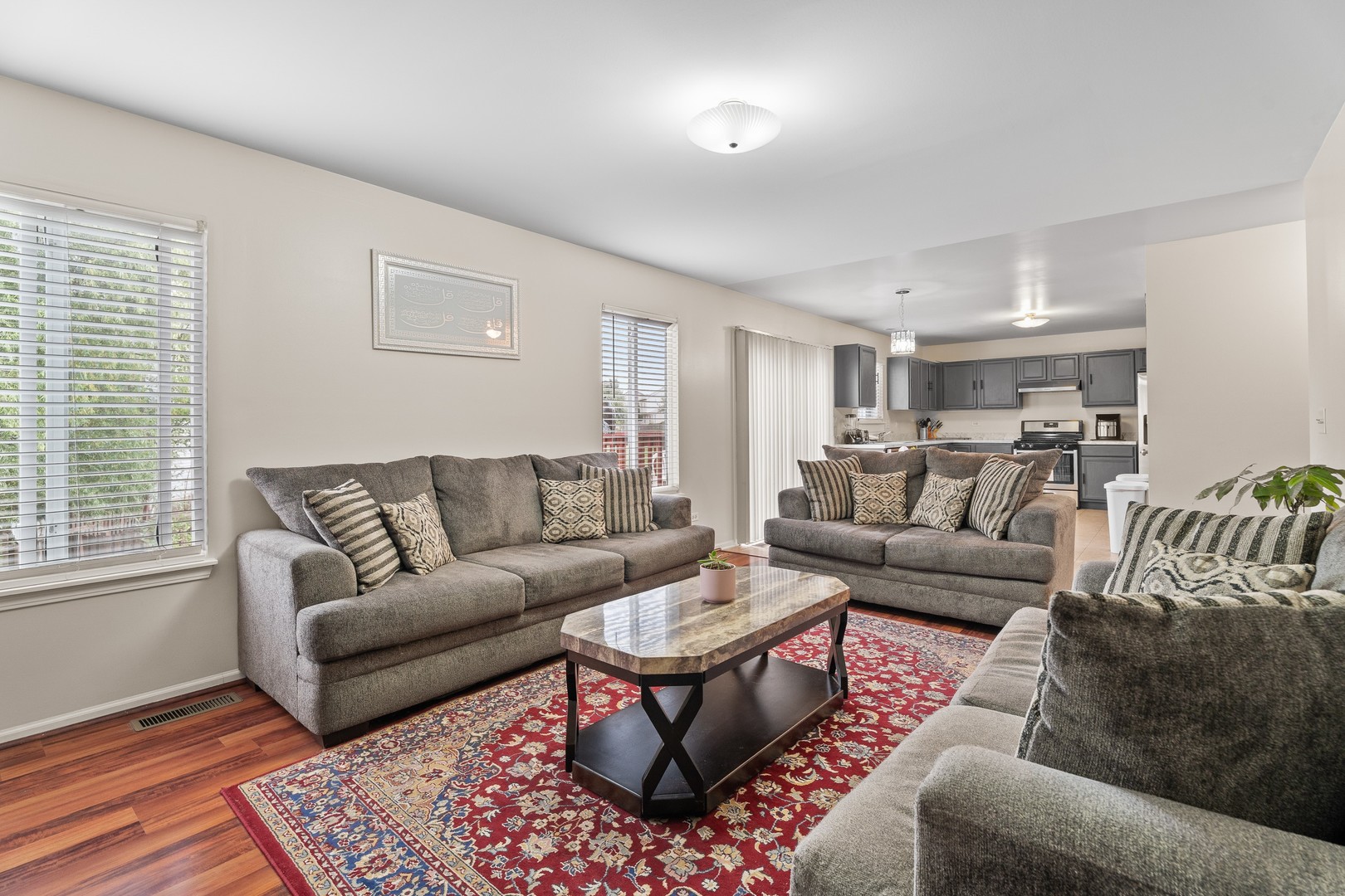 412 Clifton Lane Bolingbrook, IL 60440 - Photo 3 of 29