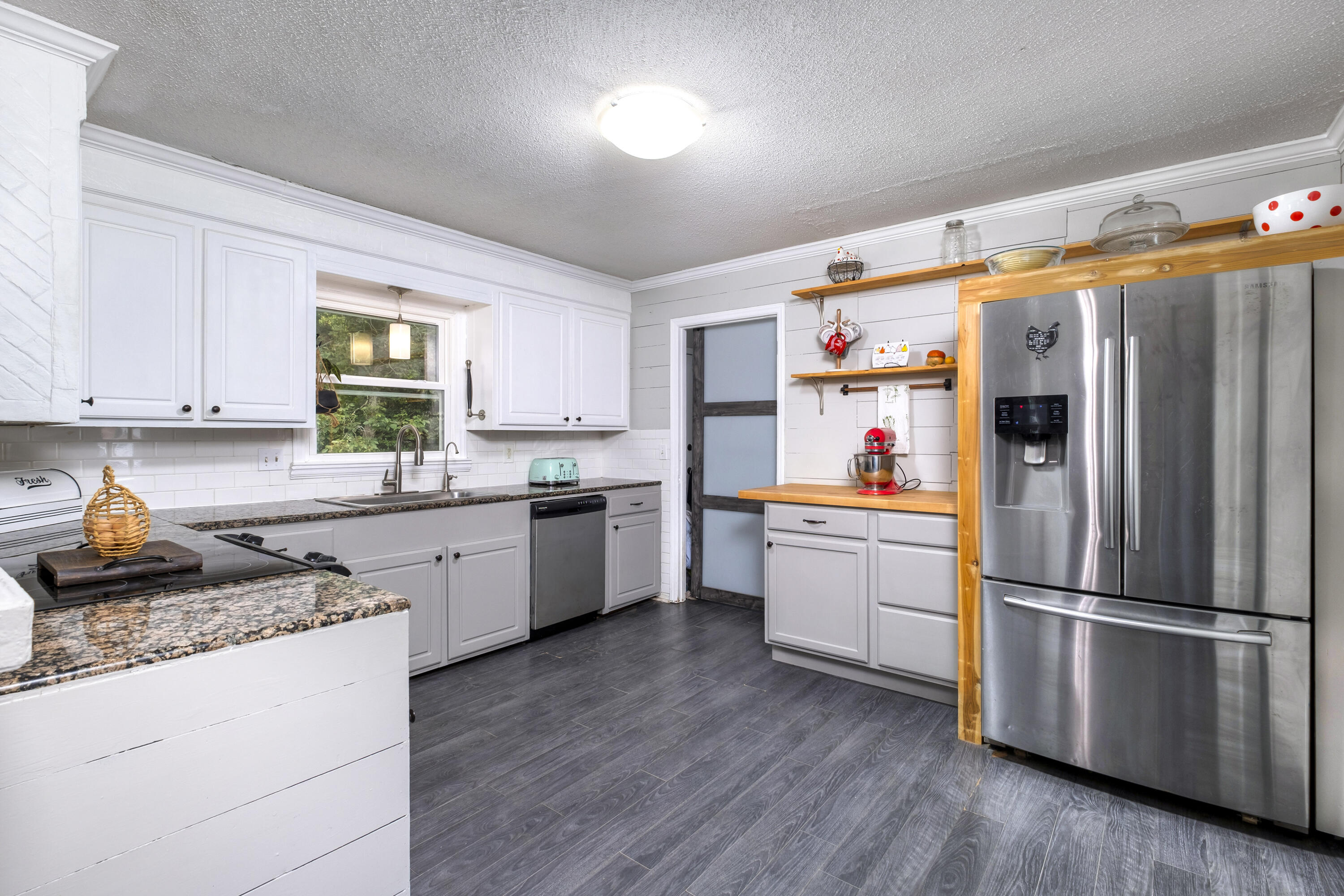 618 Periwinkle Court Sumter, SC 29150 - Photo 13 of 40 FRIGERATOR CONVEYS