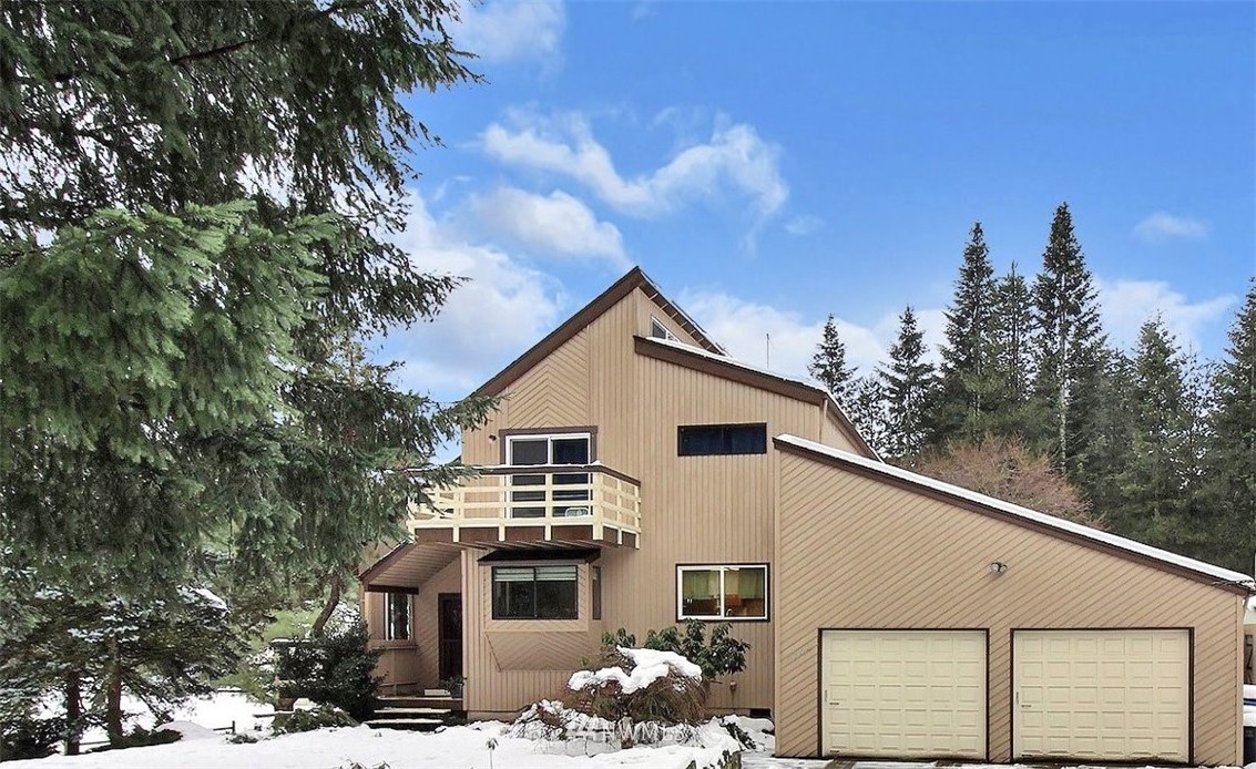 3702 Northeast 288th Road Camas, WA 98607 - Photo 1 of 25 Gallery Image 1