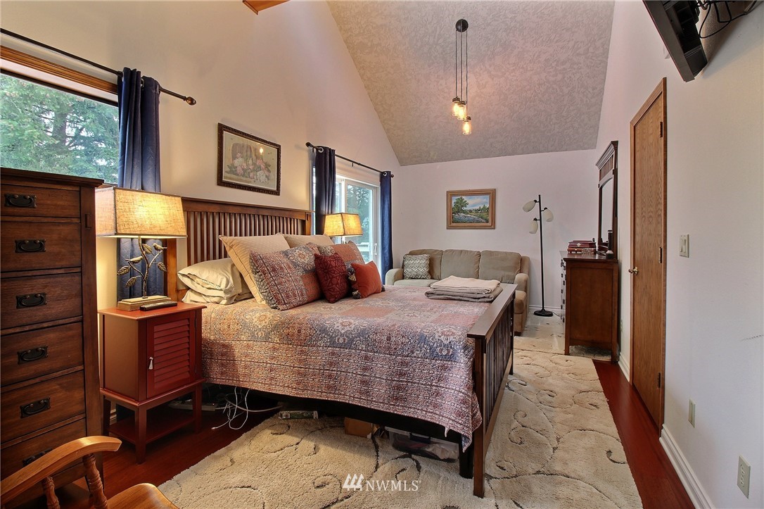 3702 Northeast 288th Road Camas, WA 98607 - Photo 14 of 25 Gallery Image 14