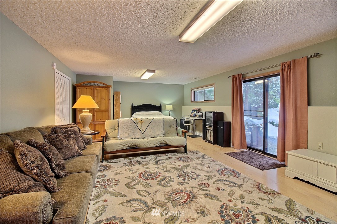 3702 Northeast 288th Road Camas, WA 98607 - Photo 21 of 25 Gallery Image 21