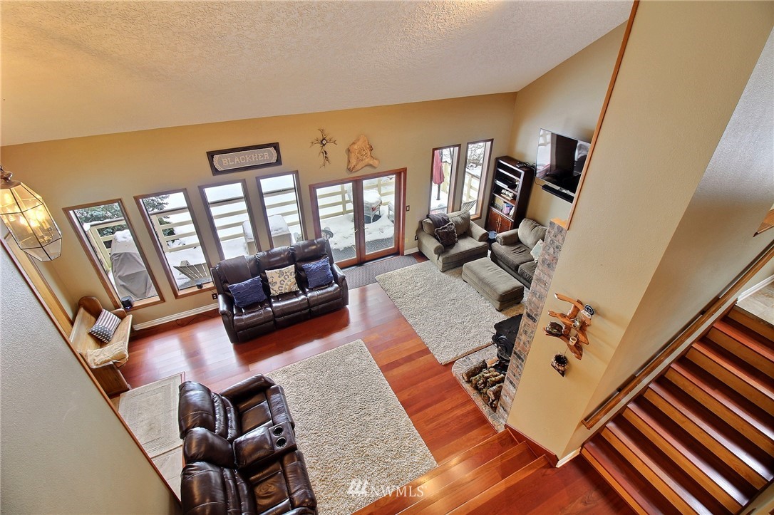 3702 Northeast 288th Road Camas, WA 98607 - Photo 10 of 25 Gallery Image 10