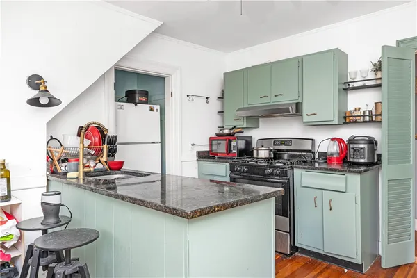 $3,500 | 21 Elton Street, Unit 3, Providence, RI 02906