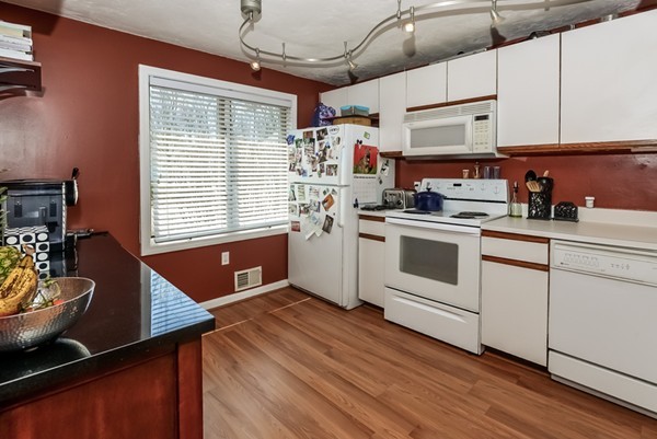 127 Stone Ridge Road, Unit 127 Franklin, MA 02038 - Photo 10 of 24 Gallery Image 10