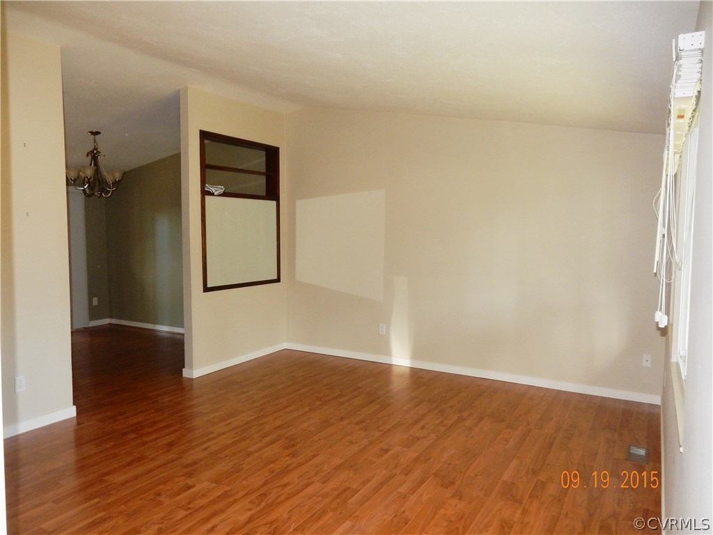 9322 Becton Road Glen Allen, VA 23060 - Photo 4 of 24 Gallery Image 4
