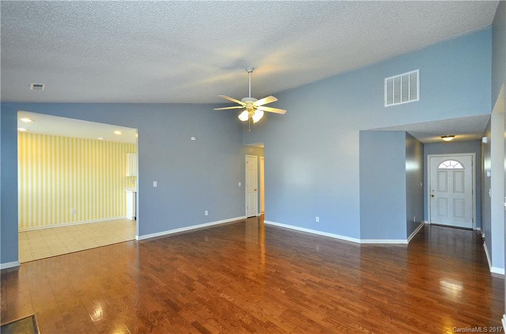 89 Running Briar Road Fletcher, NC 28732 - Photo 5 of 19 Gallery Image 5