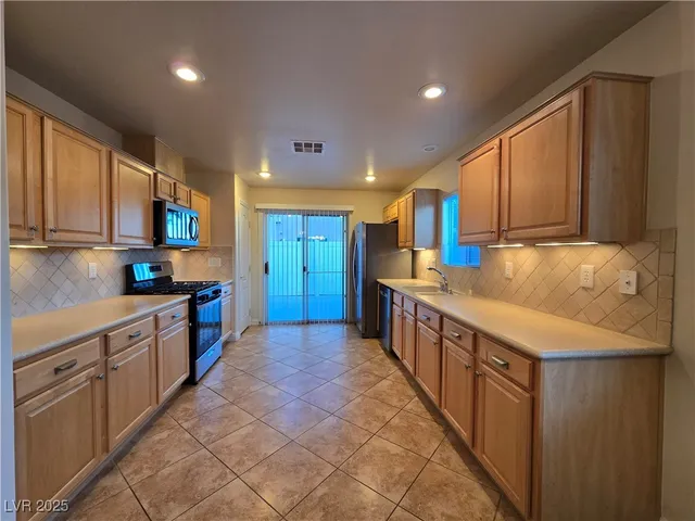 $2,150 | 7805 Cotton Bloom Court, Las Vegas, NV 89149