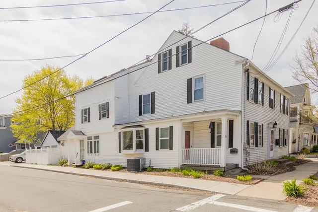 $3,400 | 313 High Street, Unit 313, Newburyport, MA 01950