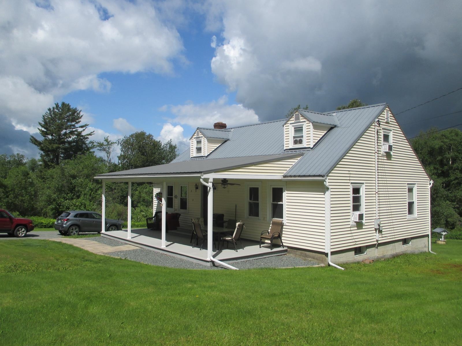 154 S Road Bethlehem, NH 03574 - Photo 4 of 37