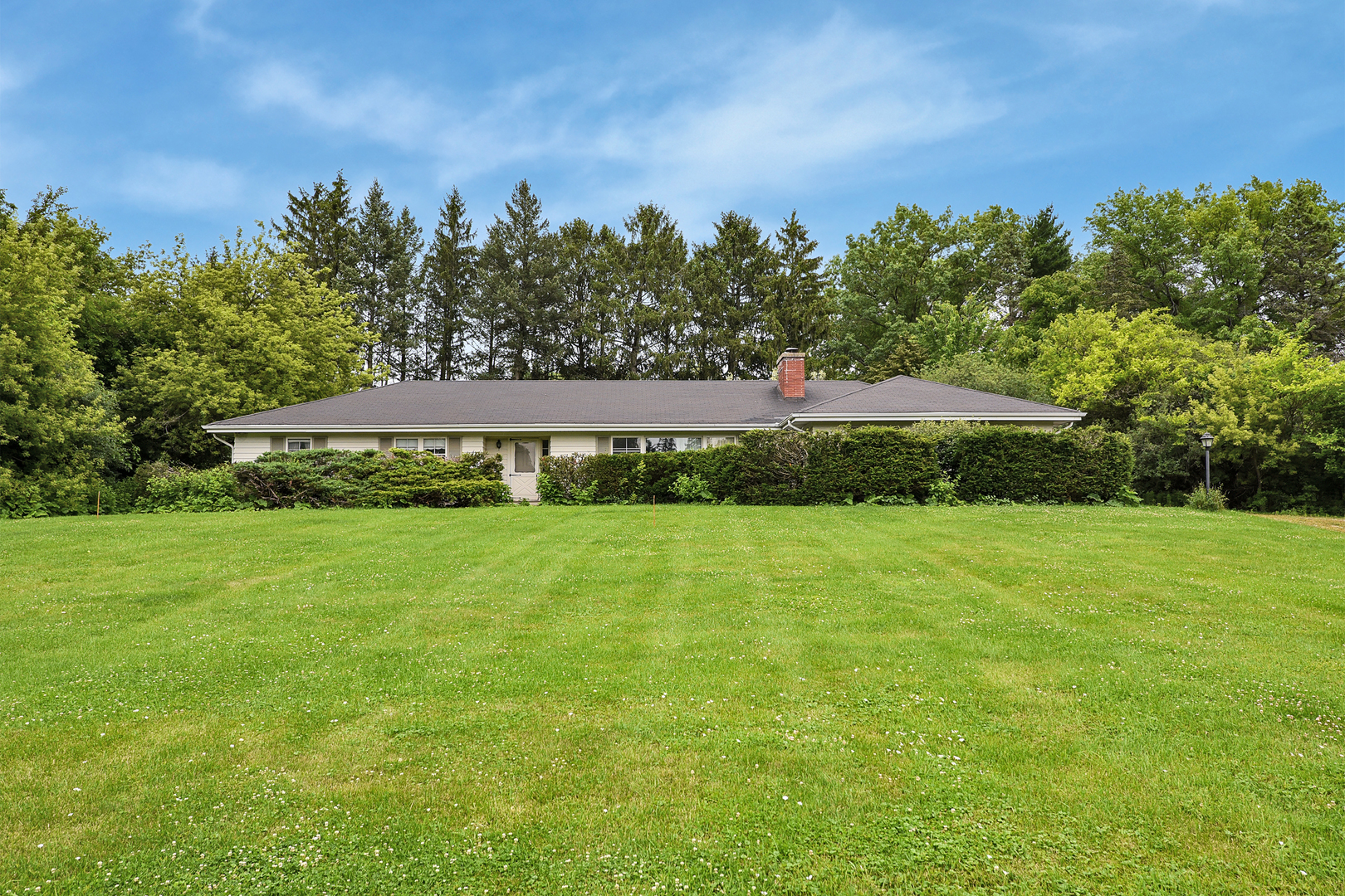 1832 West Baldwin Road Inverness, IL 60067 - Photo 1 of 1 Gallery Image 1