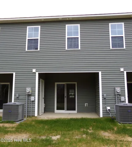 $1,555 | 201 Loren Road, Hubert, NC 28539