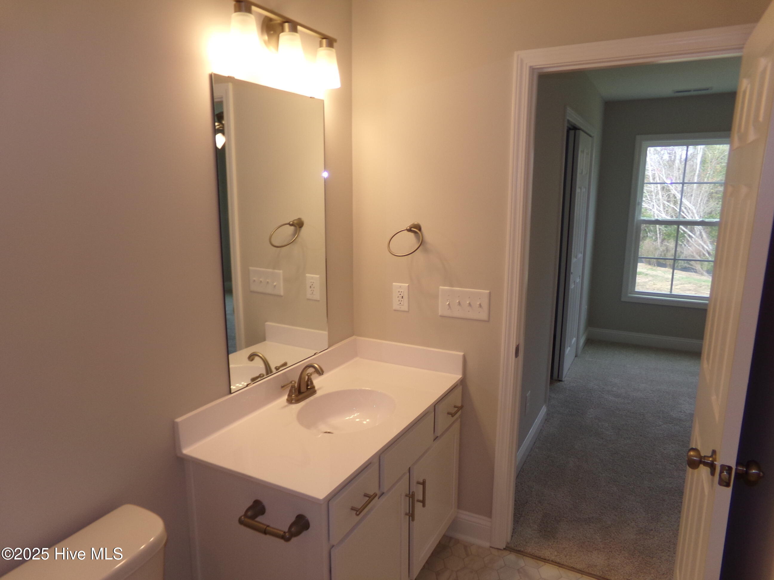 201 Loren Road Hubert, NC 28539 - Photo 25 of 29 upstairs bath2a