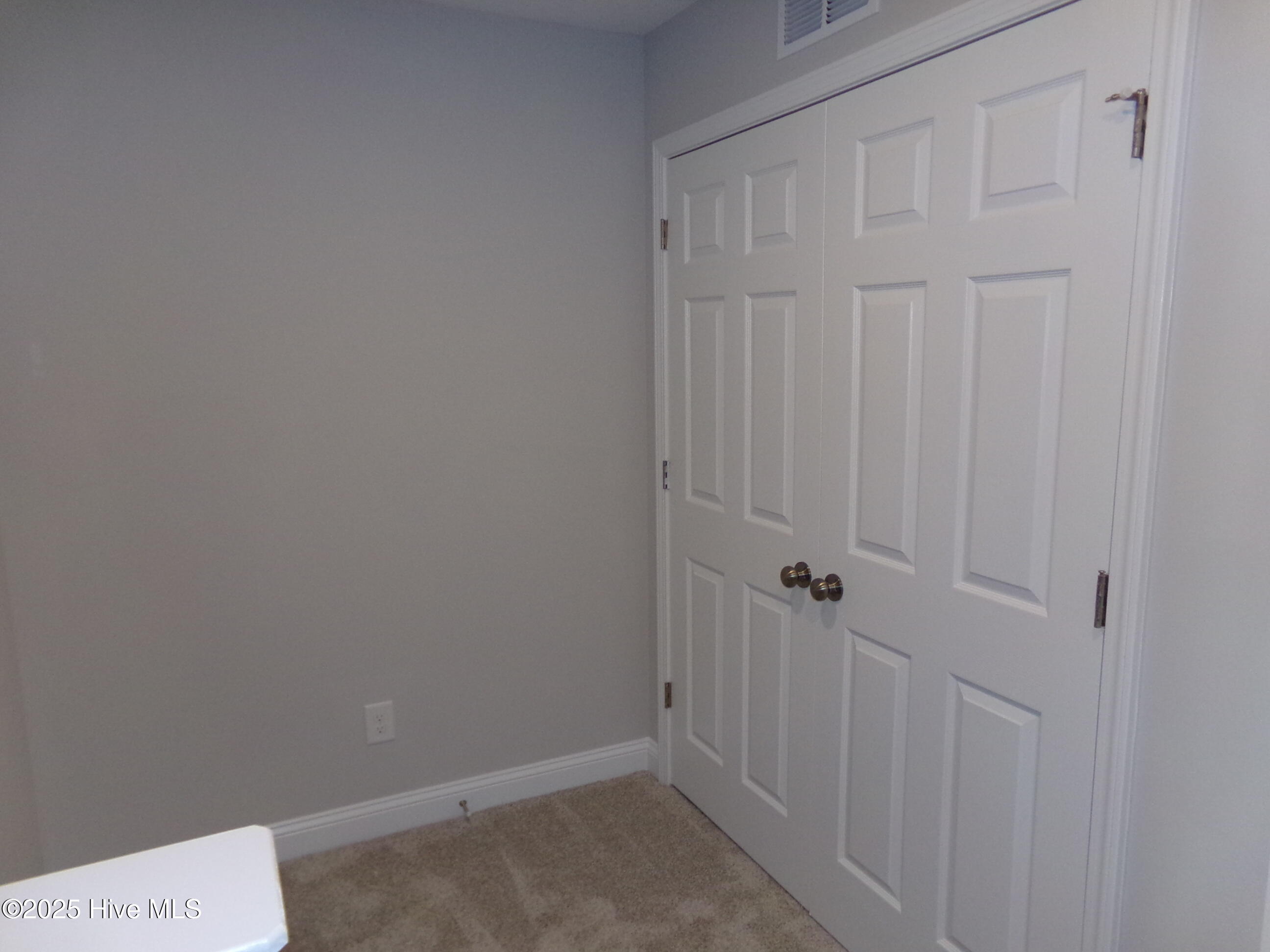 201 Loren Road Hubert, NC 28539 - Photo 26 of 29 upstairs hall