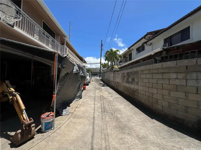 $550,000 | 2307 North School Street, Unit A, Honolulu, HI 96819