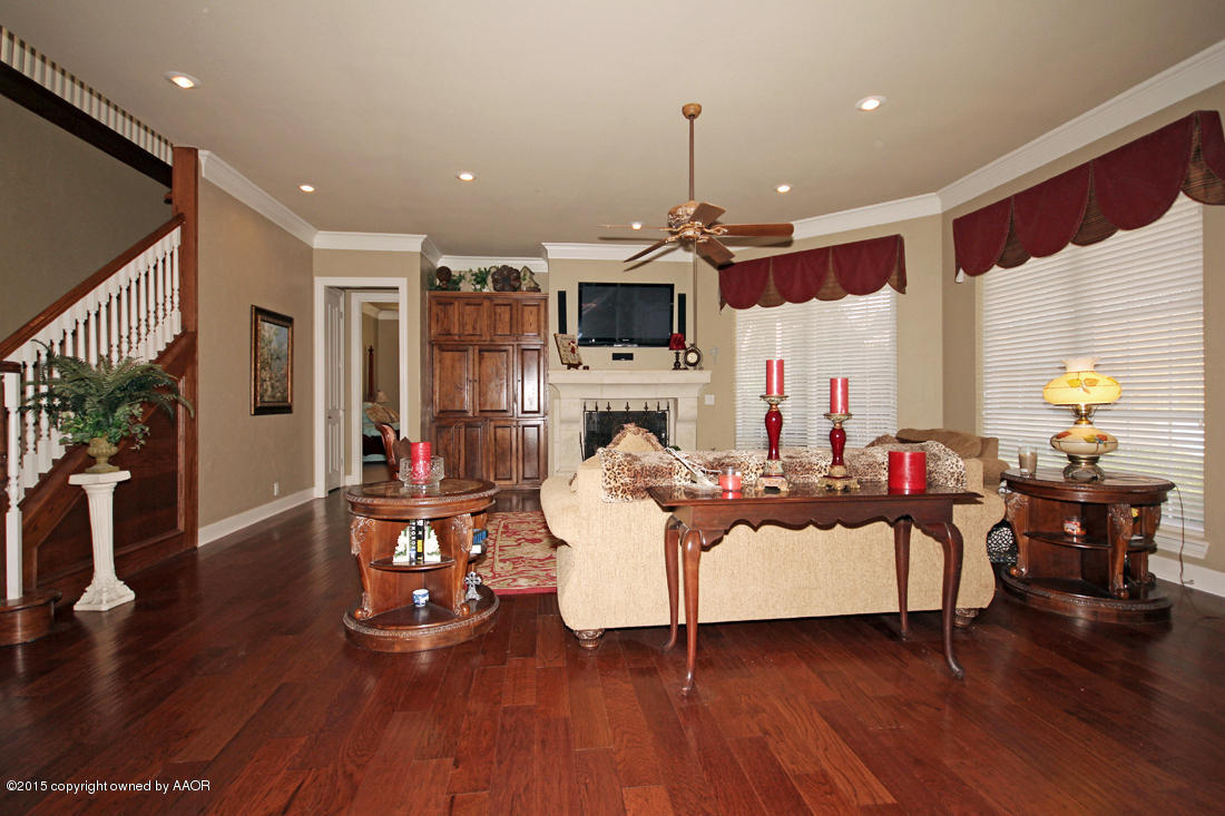 23 Cypress Point Amarillo, TX 79124 - Photo 9 of 47 Living Area
