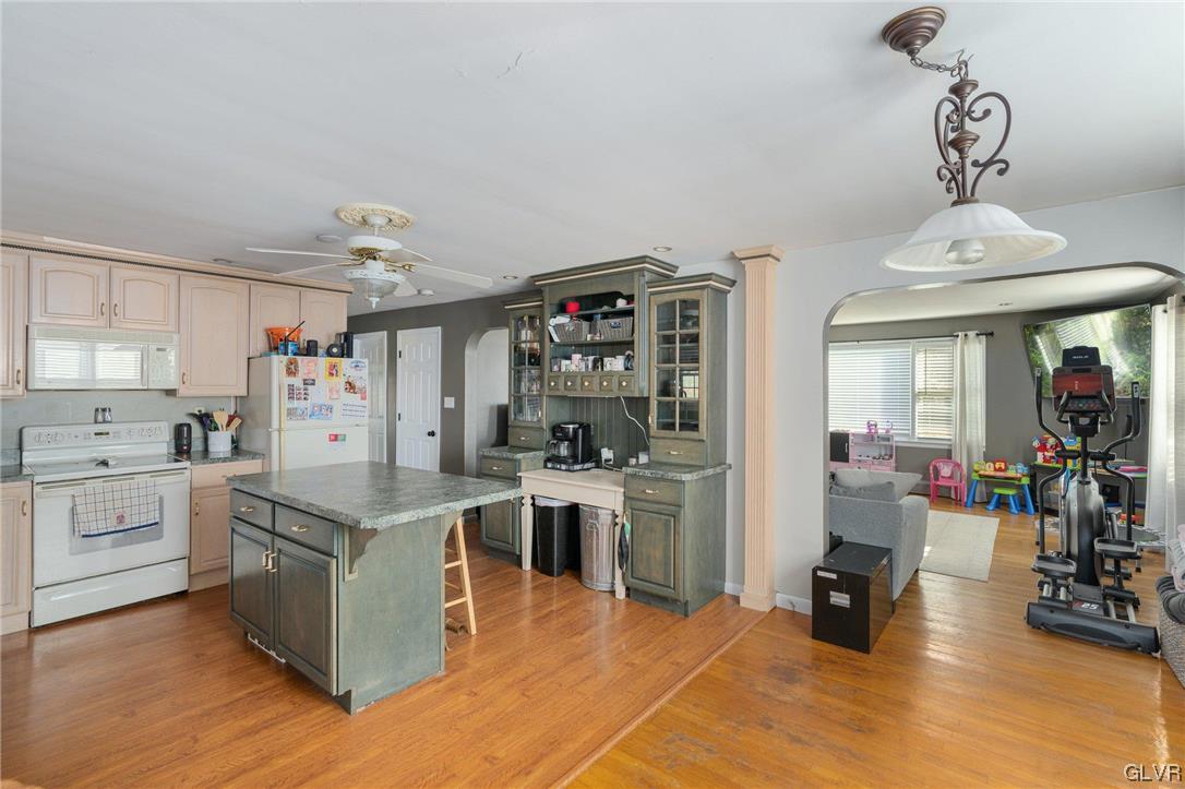 648 Locke Heights Road Bangor, PA 18013 - Photo 14 of 28 Gallery Image 14