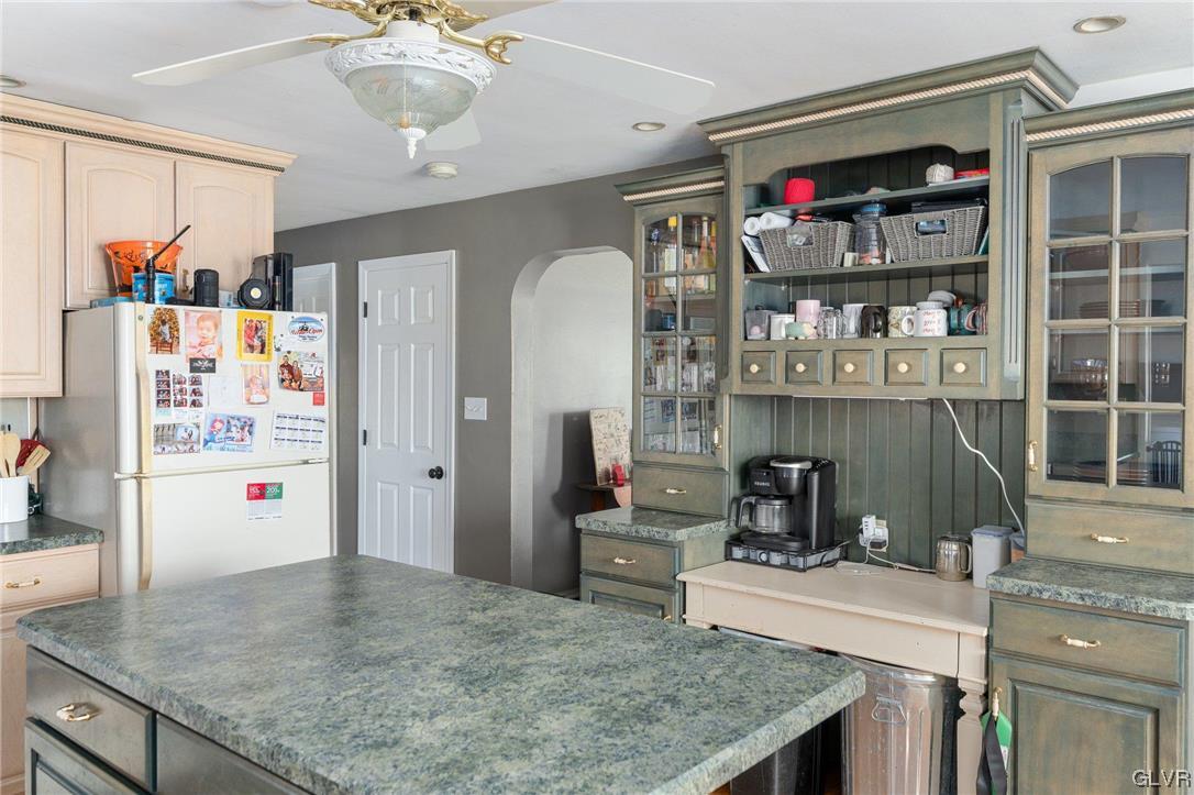 648 Locke Heights Road Bangor, PA 18013 - Photo 15 of 28 Gallery Image 15
