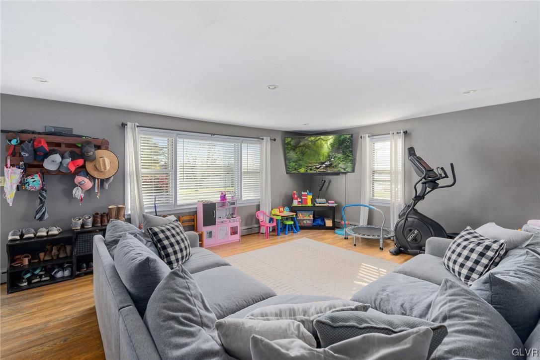 648 Locke Heights Road Bangor, PA 18013 - Photo 10 of 28 Gallery Image 10