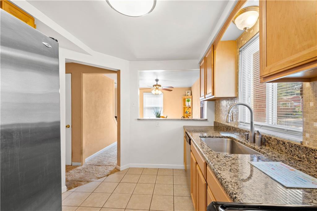 1021 Connor Road Pittsburgh, PA 15234 - Photo 11 of 25 Gallery Image 11