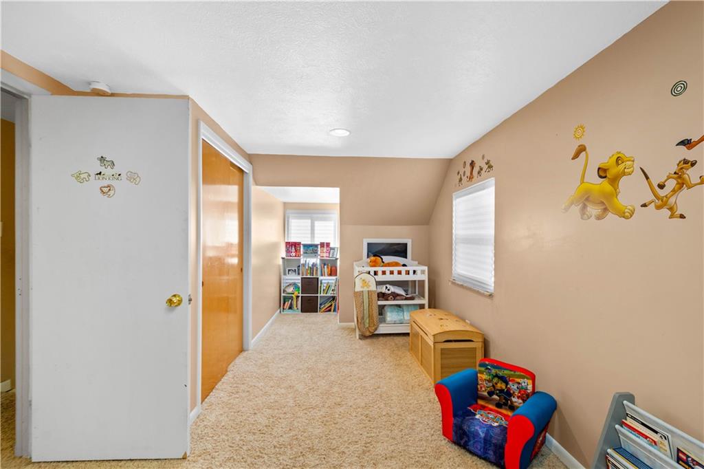 1021 Connor Road Pittsburgh, PA 15234 - Photo 16 of 25 Gallery Image 16