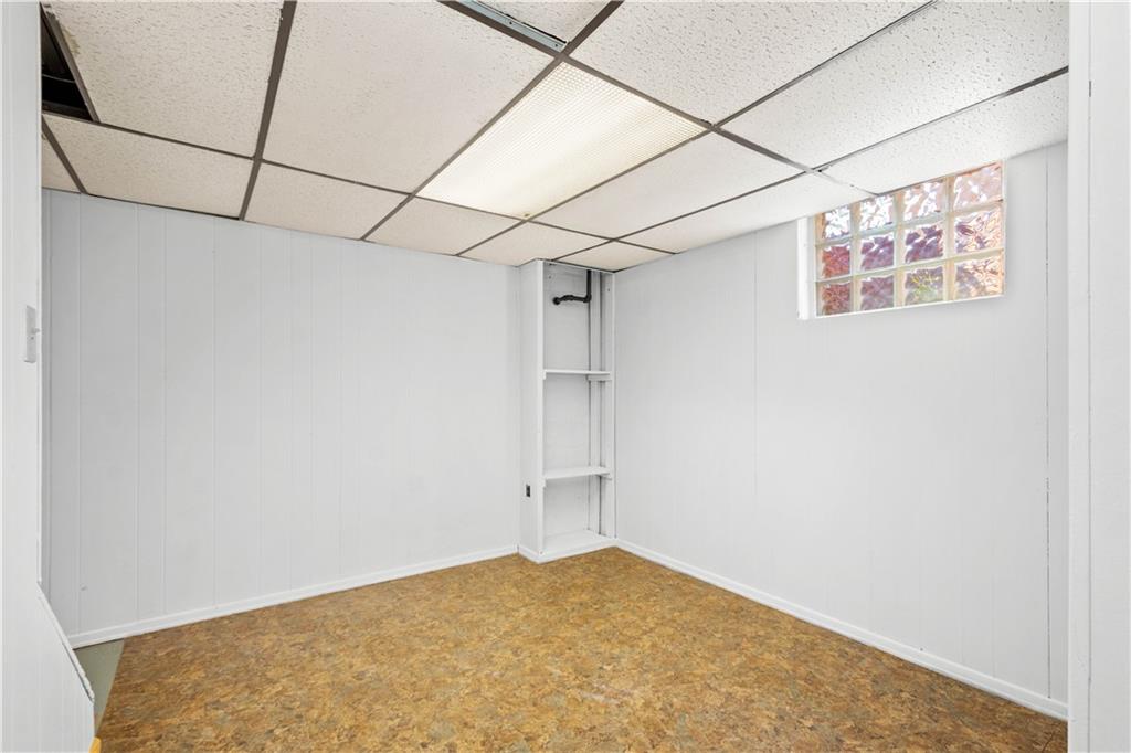 1021 Connor Road Pittsburgh, PA 15234 - Photo 20 of 25 Gallery Image 20