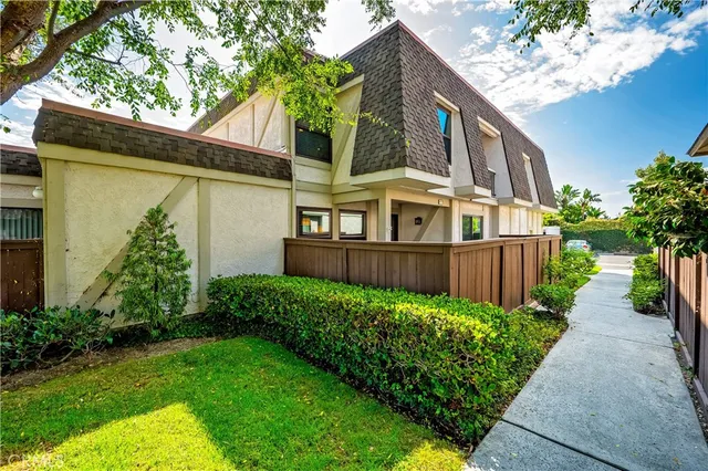 $649,000 | 4819 Cobblestone Lane, Cypress, CA 90630