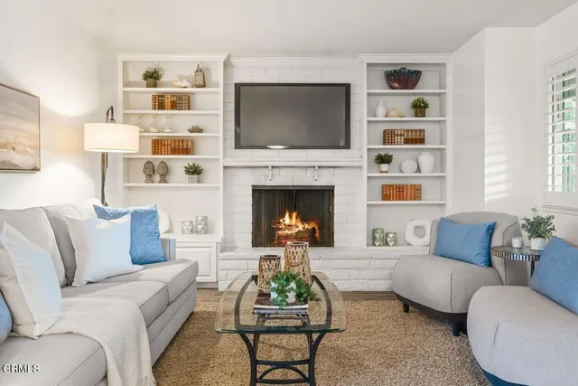 $639,000 | 269 East Elfin Green, Port Hueneme, CA 93041