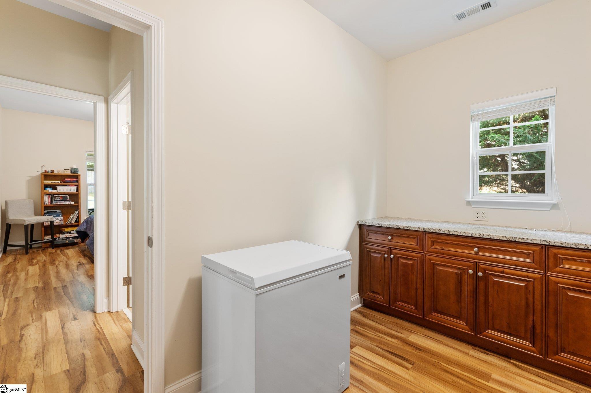 315 Park Ridge Circle Greer, SC 29651 - Photo 13 of 27 Gallery Image 13