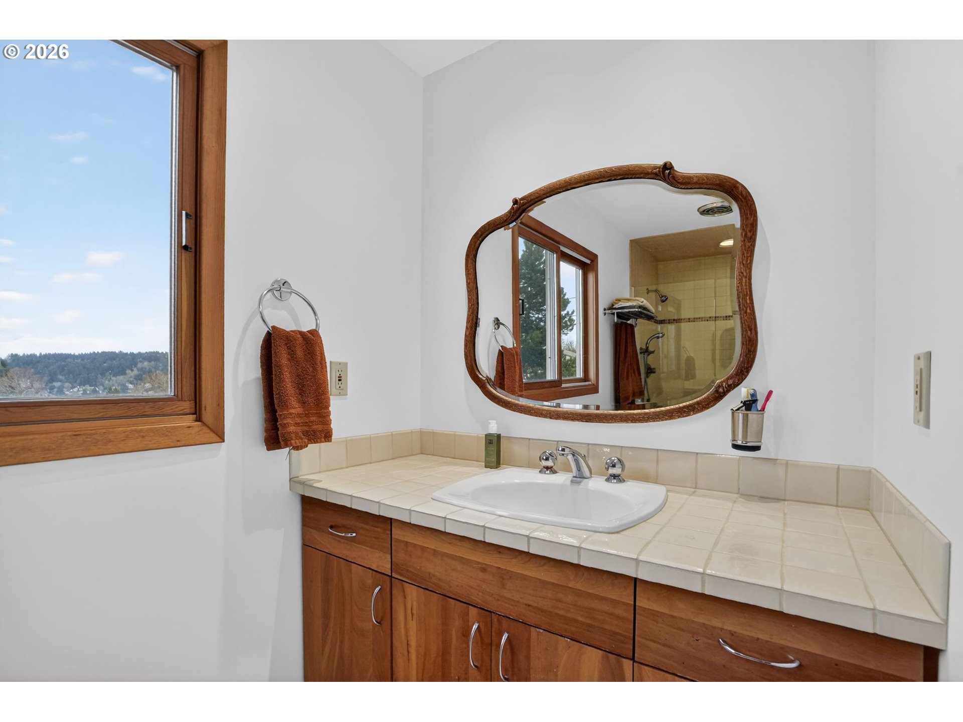 12944 Southeast Ridgecrest Road Happy Valley, OR 97086 - Photo 23 of 40 Bathroom
