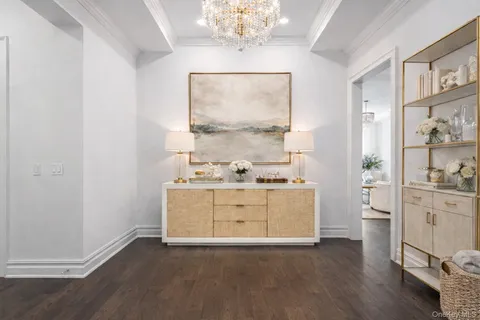 $4,698,000 | 3000 Royal Court, Unit 3308, New Hyde Park, NY 11040