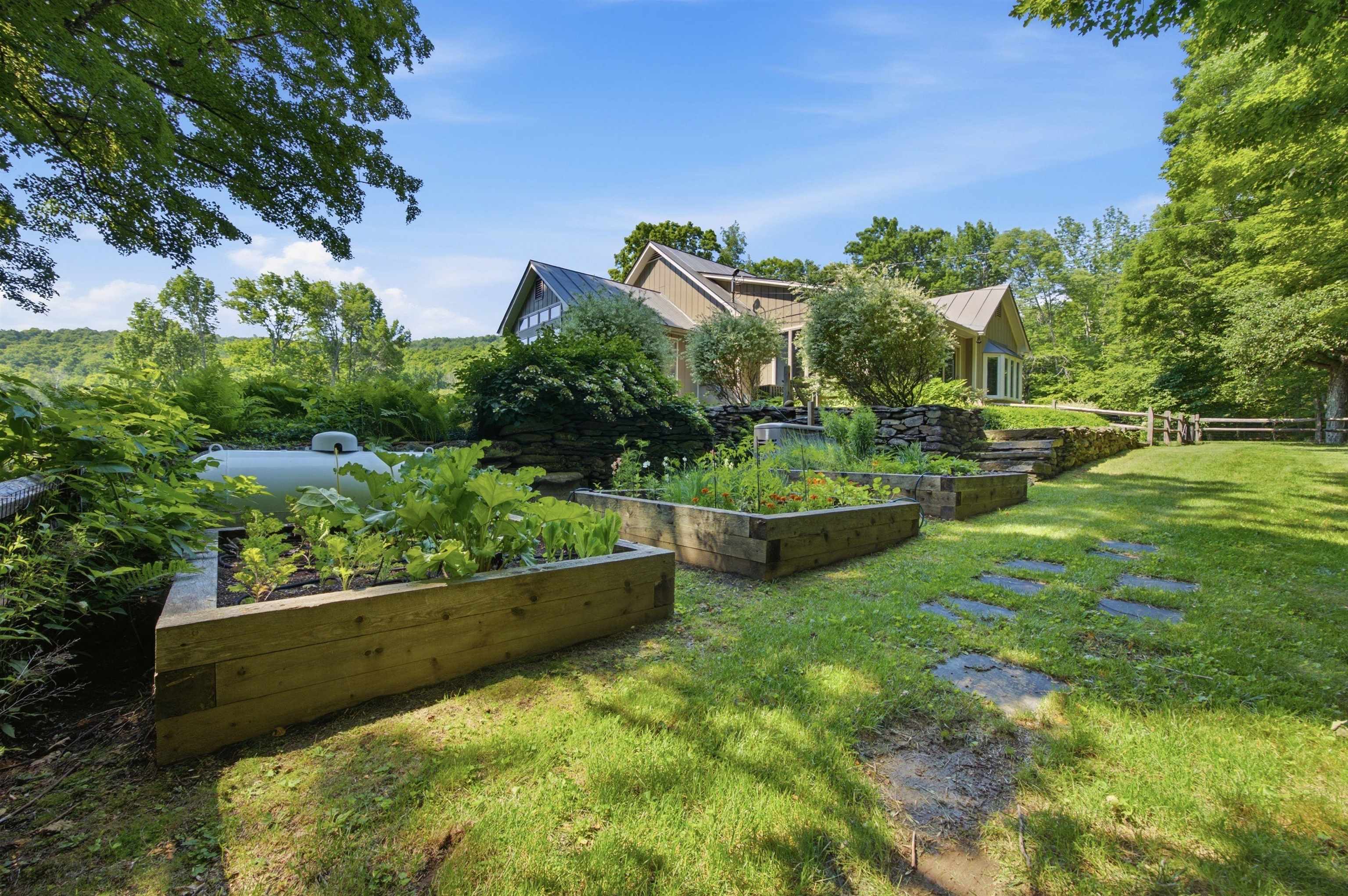 472 Green Gate Road Barnard, VT 05091 - Photo 48 of 58 Gallery Image 48